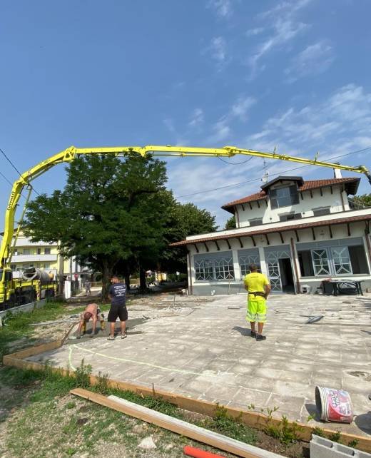 ea6168d4-587e-420f-a07e-41a8c51511d4